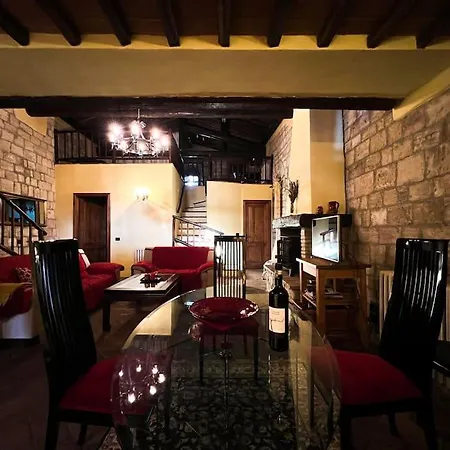 Country With Netflix And Swimming Pool 빌라 볼테라